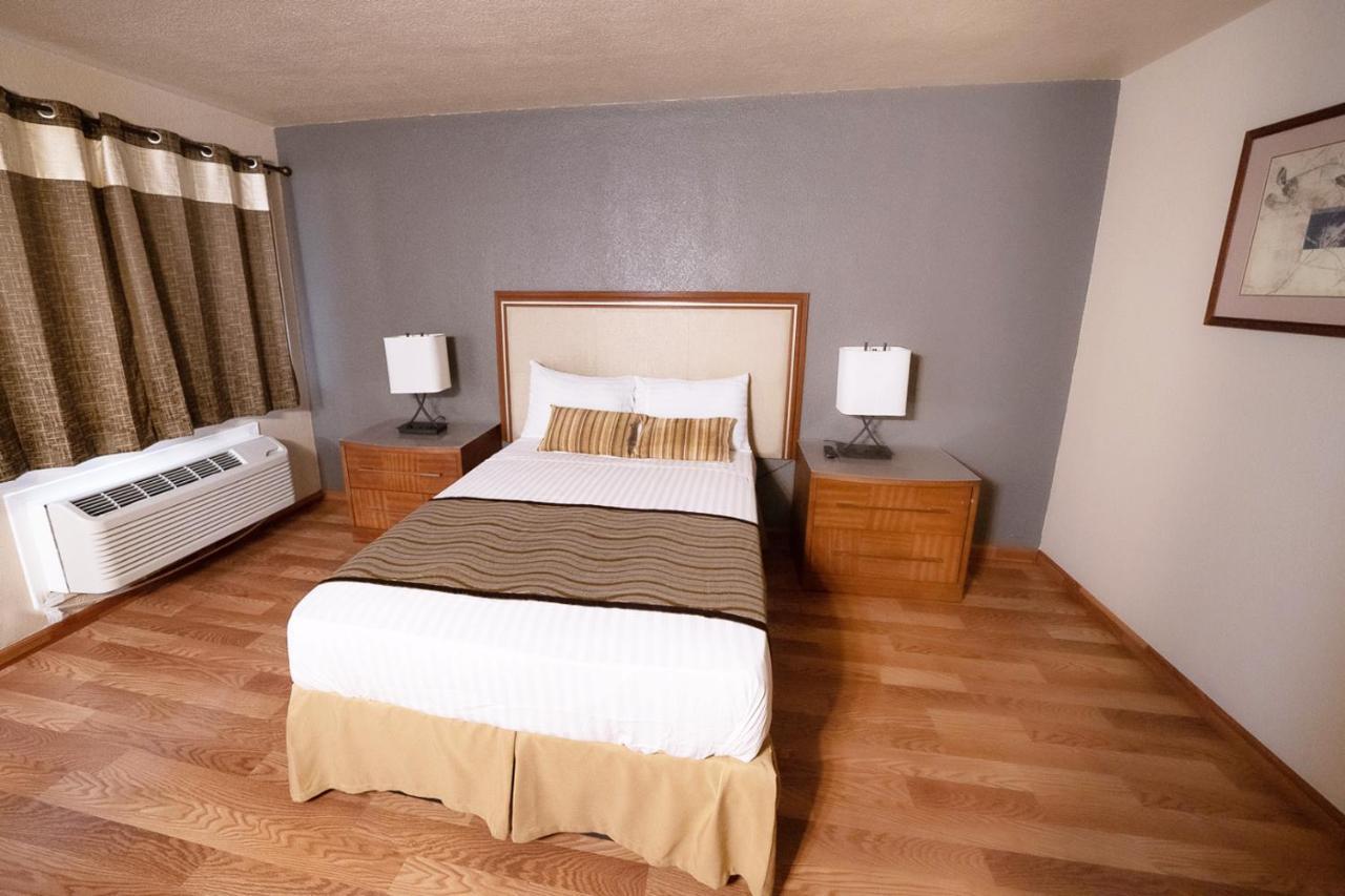 Stay Inn Suite Stockton Exterior photo